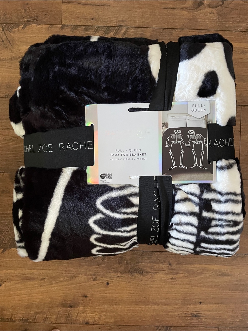Full/ Queen Rachel Zoe Black and White Faux Fur Throw Blanket Skeletons
